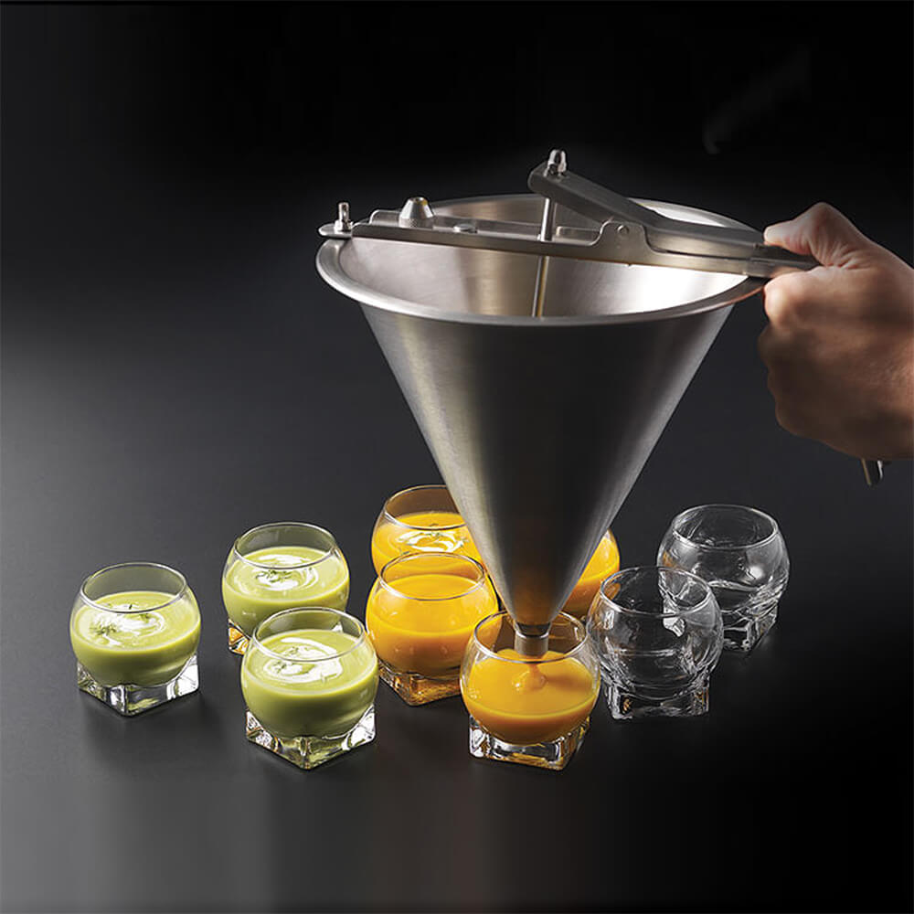 Matfer Bourgeat Stainless Steel Batter Dispenser / Funnel, 2 Qt., 258825